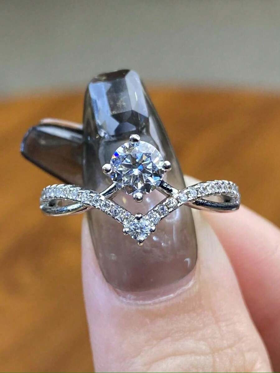 Lunaria Moissanite Ring