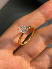 Aurelia Oval Moissanite Ring