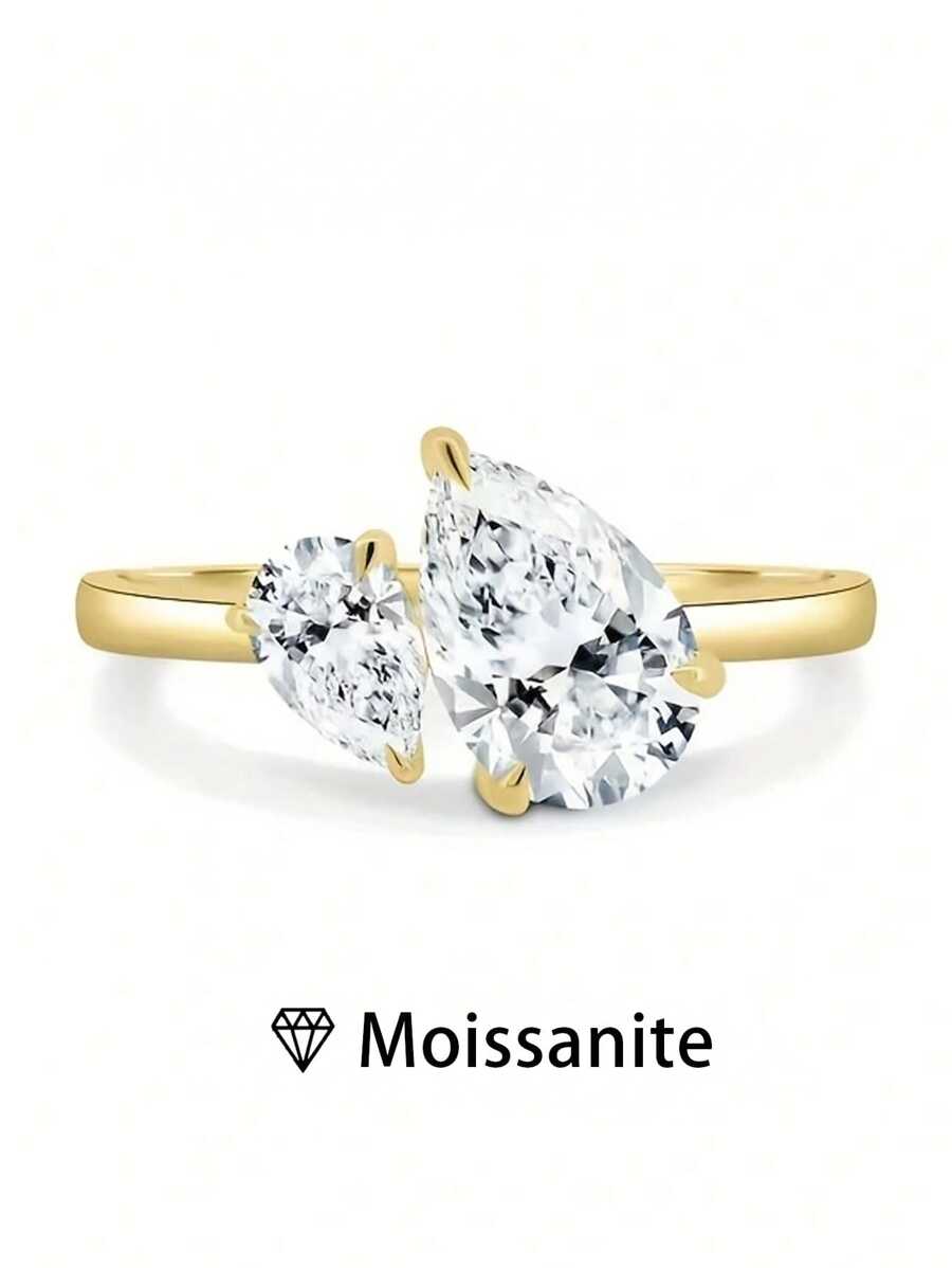 Étoile Pear Moissanite Ring