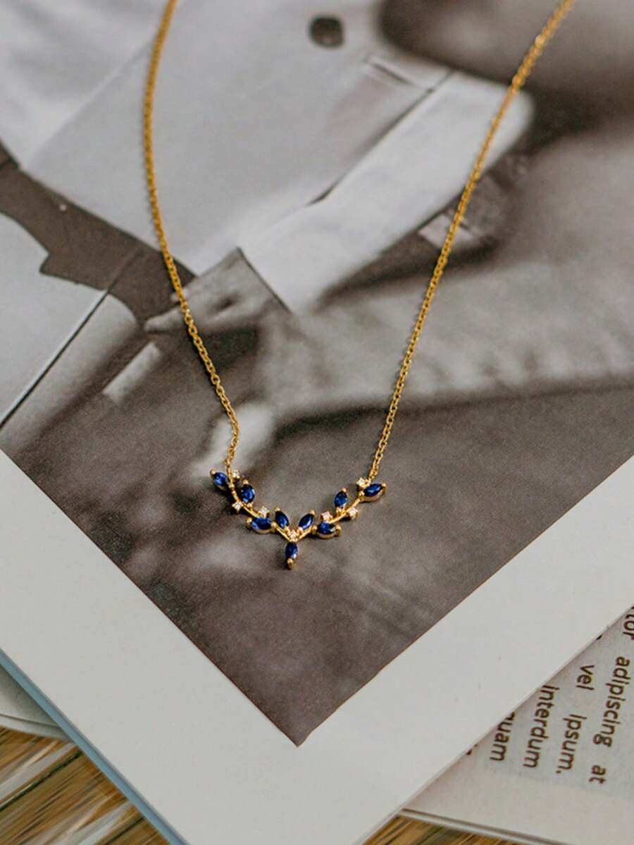 Noëlle Blue Zirconia Antler Necklace